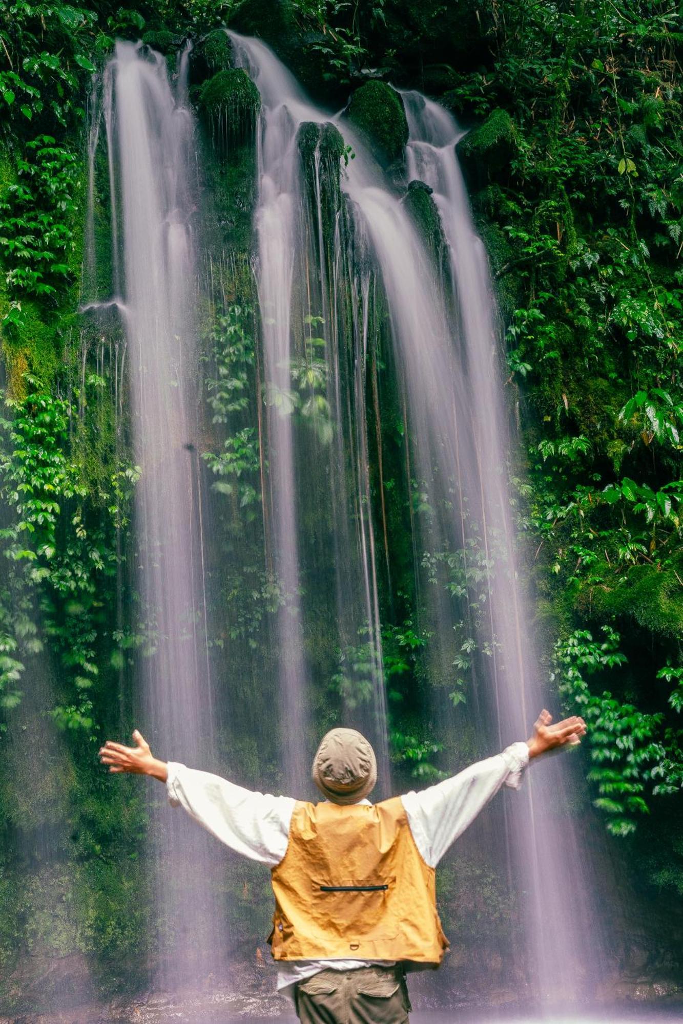 Santya Loka Lodge & Twin Waterfall 贾蒂卢维 外观 照片